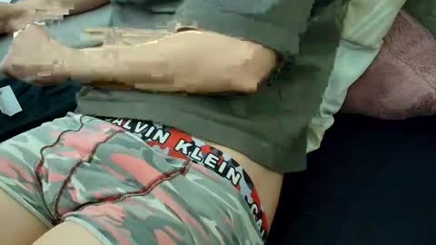 Snapshot of breezydicks chatting on February 3, 2026, 9:53 pm breezydicks online show from February 3, 2026, 9:53 pm