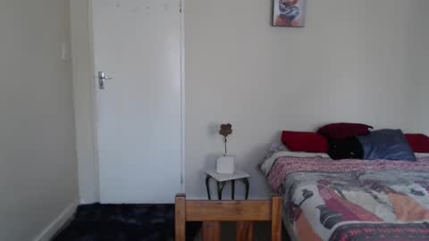 ask me lol online show from December 26, 2024, 5:26 am