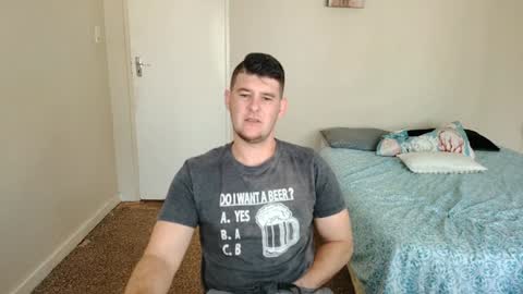 ask me lol online show from January 9, 2025, 7:52 am