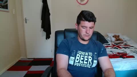 ask me lol online show from February 7, 2026, 4:49 am