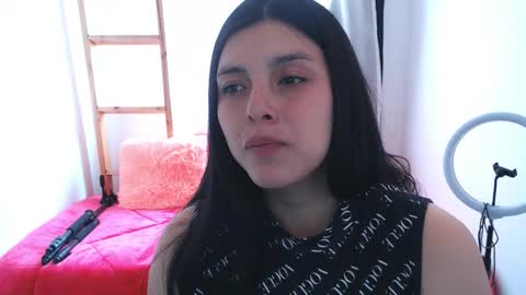 brendasantos_77 online show from September 29, 2025, 1:38 pm