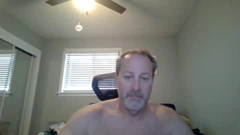 Snapshot of brettsky chatting on April 16, 2026, 9:04 pm hey online show from April 16, 2026, 9:04 pm