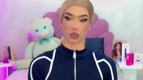 BRIANA online show from March 22, 2026, 5:16 pm