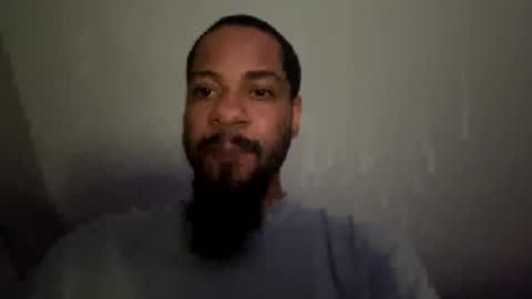 Snapshot of briankone97 chatting on November 18, 2025, 12:05 am BRIANKONE97 online show from November 18, 2025, 12:05 am