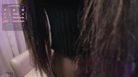 brianna_styles online show from October 1, 2025, 1:17 pm