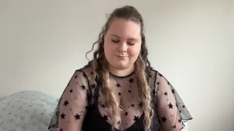 Brianna online show from November 4, 2025, 1:32 pm