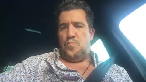 bricamaior16 online show from October 4, 2025, 7:06 am