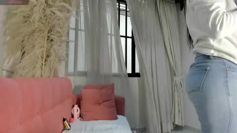    online show from December 14, 2025, 11:48 am