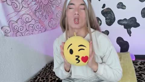 bri online show from December 1, 2025, 1:49 pm