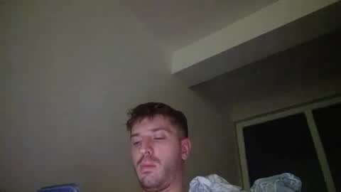 Snapshot of brii0000 chatting on January 10, 2025, 11:18 pm brii0000 online show from January 10, 2025, 11:18 pm