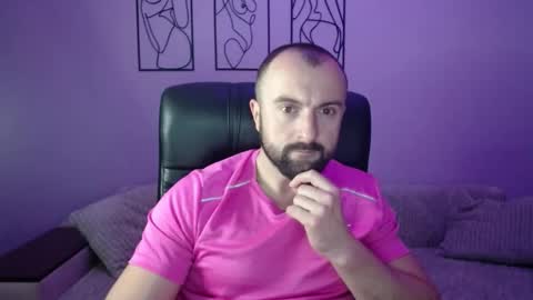 brindlefly69 online show from November 1, 2025, 11:34 am