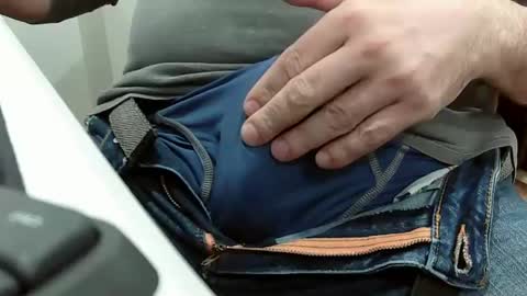 Bringing the thunder 87 online show from October 14, 2025, 1:45 pm