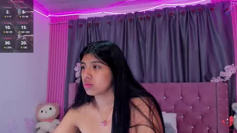 briseida_white online show from November 12, 2025, 1:44 pm