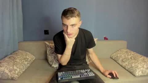 bristlebback online show from September 20, 2025, 1:12 pm