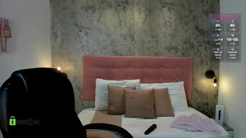 Snapshot of brithanycollins chatting on September 30, 2025, 12:54 pm Brithany online show from September 30, 2025, 12:54 pm