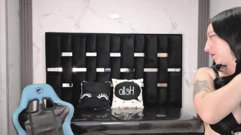 Britney  online show from September 23, 2025, 2:25 am