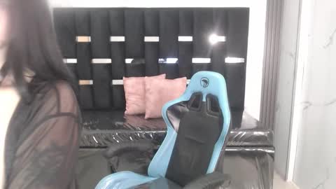 Britney  online show from January 9, 2026, 2:47 am