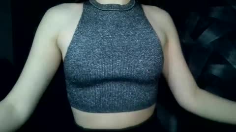 Snapshot of britneykittens chatting on January 5, 2025, 11:48 am BritneyKittens online show from January 5, 2025, 11:48 am