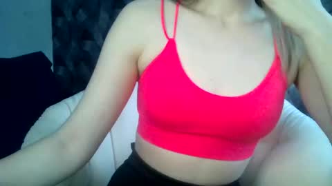 Snapshot of britneykittens chatting on January 9, 2025, 3:47 am BritneyKittens online show from January 9, 2025, 3:47 am