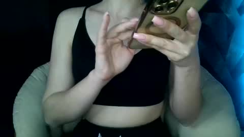 Snapshot of britneykittens chatting on February 10, 2025, 3:21 pm BritneyKittens online show from February 10, 2025, 3:21 pm