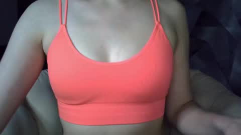 Snapshot of britneykittens chatting on March 3, 2025, 3:53 pm BritneyKittens online show from March 3, 2025, 3:53 pm