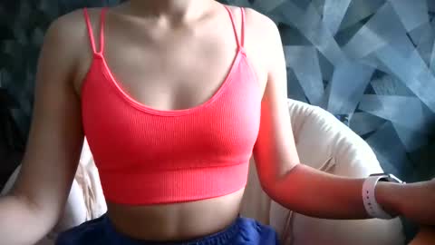 Snapshot of britneykittens chatting on October 6, 2025, 6:22 am BritneyKittens online show from October 6, 2025, 6:22 am