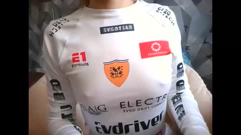 Snapshot of britneykittens chatting on October 13, 2025, 6:13 am BritneyKittens online show from October 13, 2025, 6:13 am