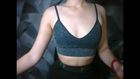 Snapshot of britneyxkittens chatting on October 20, 2025, 4:07 pm BritneyxKittens online show from October 20, 2025, 4:07 pm