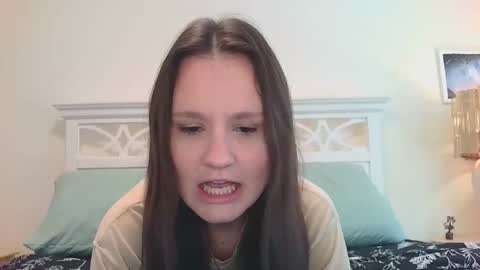 Snapshot of brittbratt24 chatting on June 7, 2026, 4:11 pm Britt online show from June 7, 2026, 4:11 pm