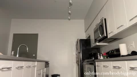 Brody Biggs online show from October 4, 2025, 12:41 am