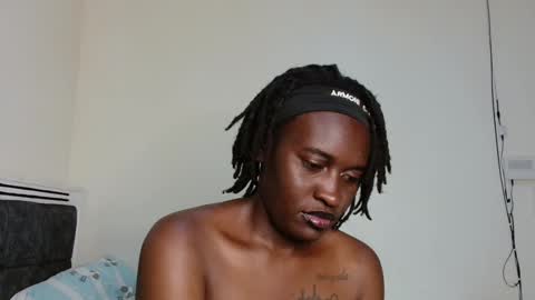 broken_haloo online show from March 3, 2026, 6:58 pm