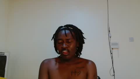 broken_haloo online show from March 30, 2026, 5:52 am