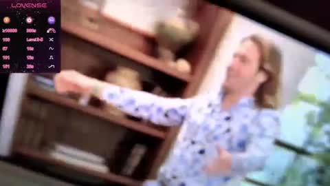 Snapshot of brookebee27 chatting on March 8, 2025, 6:43 am brookebee online show from March 8, 2025, 6:43 am