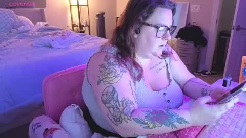 Madam Brooke online show from November 19, 2025, 3:12 pm