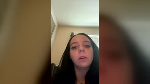 brookiecookiezzz11 online show from May 5, 2026, 5:32 pm