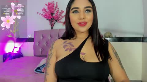 valentina online show from March 5, 2025, 10:54 pm