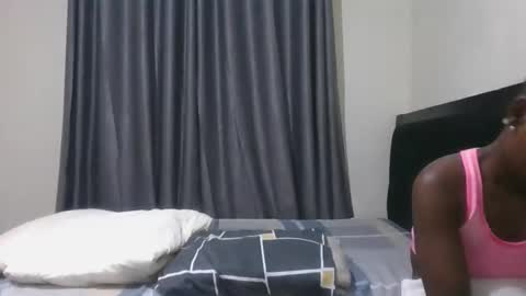 brown_sugar4 online show from April 1, 2026, 12:00 am