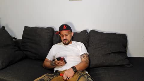 brownboyt online show from November 14, 2025, 7:07 am