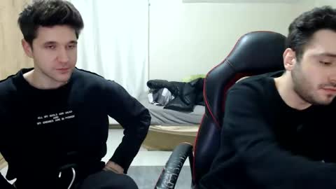 Snapshot of brownhaiir chatting on February 16, 2025, 8:22 pm brownhaiir online show from February 16, 2025, 8:22 pm