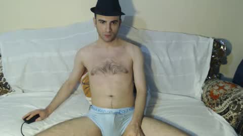 Snapshot of brownhaiir chatting on November 27, 2025, 8:44 pm brownhaiir online show from November 27, 2025, 8:44 pm