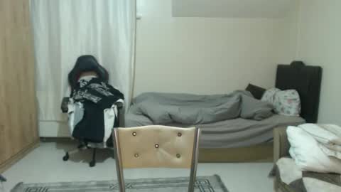 Snapshot of brownhaiir chatting on April 8, 2026, 7:25 pm brownhaiir online show from April 8, 2026, 7:25 pm