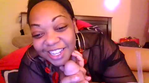 brownroundrenee online show from March 10, 2025, 4:25 pm