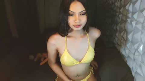 Snapshot of brownsausageroberta chatting on January 7, 2025, 7:28 pm Roberta  GODDESS OF PLEASURE AND SEXUALDESIRE   online show from January 7, 2025, 7:28 pm