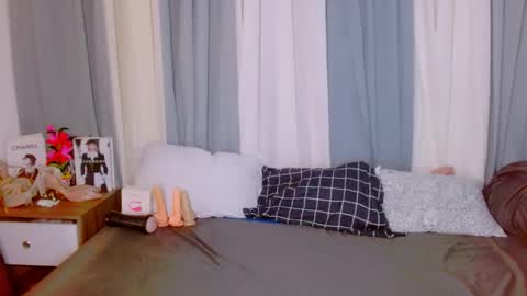 Snapshot of brownsausageroberta chatting on September 17, 2025, 7:54 am Roberta  GODDESS OF PLEASURE AND SEXUALDESIRE   online show from September 17, 2025, 7:54 am