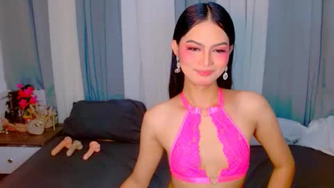 Snapshot of brownsausageroberta chatting on October 7, 2025, 2:03 pm Roberta  GODDESS OF PLEASURE AND SEXUALDESIRE   online show from October 7, 2025, 2:03 pm