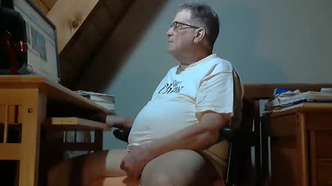 brubar online show from April 17, 2026, 3:31 am