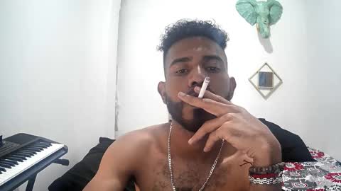 bruce_1111 online show from October 21, 2025, 2:45 am