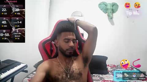 bruce_1111 online show from November 13, 2025, 8:52 pm