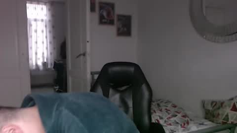 Snapshot of brucemf chatting on February 9, 2025, 8:22 am Bruce online show from February 9, 2025, 8:22 am