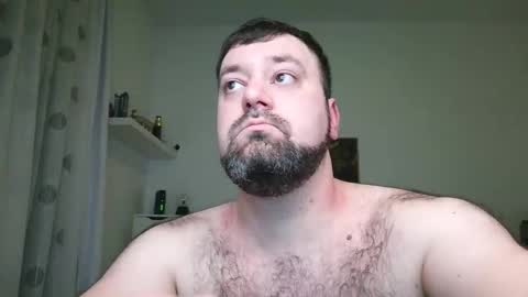 Snapshot of brucemf chatting on November 4, 2025, 6:40 pm Bruce online show from November 4, 2025, 6:40 pm